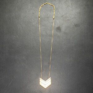 Madewell pendant necklace